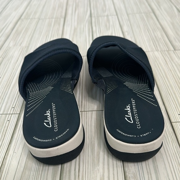 Clarks Arla Cloudsteppers Navy Blue Comfort Slide Summer Sandals Women’s Size 8 - Picture 4 of 12